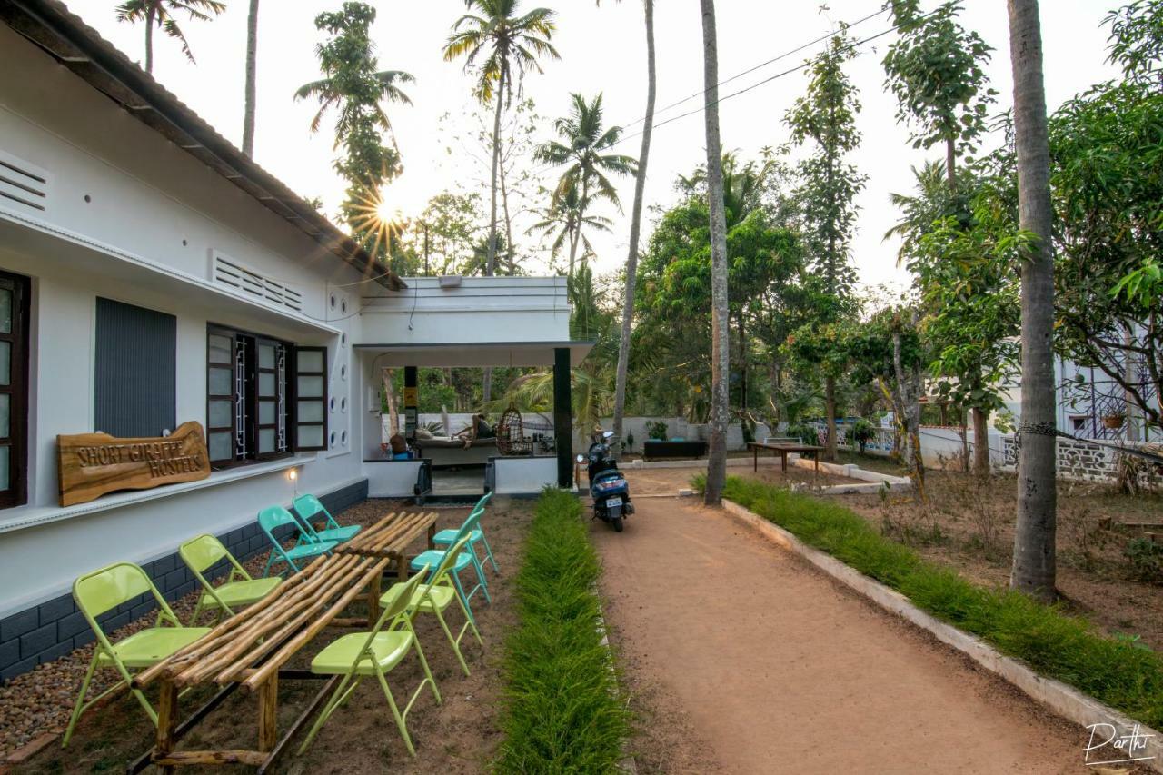 Piggy Hostel Varkala Exterior foto